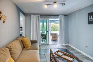 Bright Fort Myers Home with Pool - 9 Mi to Beach! - 1