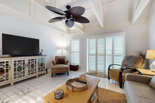 Queens Grant 662 - 7