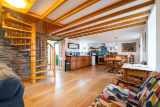 Brosnan's Cottage - Dingle - 3