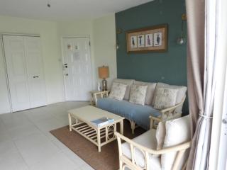 Golden View Apartment - Saint James - 4