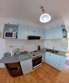 Top Floor Beach Front Apartment Blue House - Haraki - 7