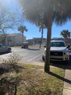 Beach access close to Walmart, Bowling,skating and Game room - Panama City Beach - 3