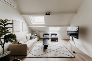 Cathedral view from the bathtub - 4