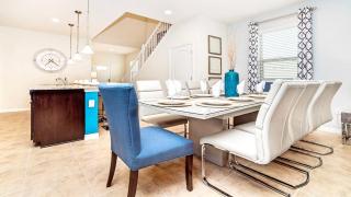 Special Offer Spacious Home with Pool! - Kissimmee - 3