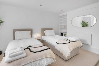 City Ground Floor Flat on St Stephens Rd - 4