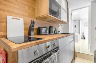 City Ground Floor Flat on St Stephens Rd - 7