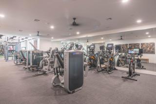 Proximity to TPC & Pools, Parking & Perfect for Families - H2057 - 1
