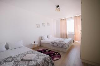 Spring Apartment - Mall Coresi - Brasov - 0