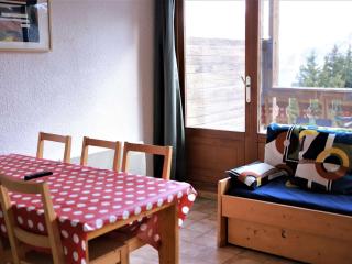 Studio cabine rénové, grand balcon, 6 couchages, 300m des pistes d'Auris en Oisans - FR-1-297-34 - Auris - 8