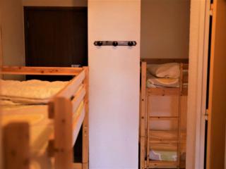 Studio cabine rénové, grand balcon, 6 couchages, 300m des pistes d'Auris en Oisans - FR-1-297-34 - Auris - 4
