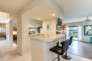 Napa Valley Getaway with Backyard Vineyard Views! - 2