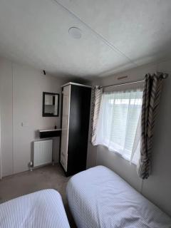 Cosy family farm static caravan - - 1