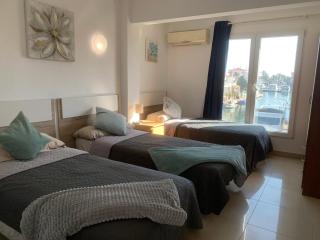 Waterside Apartment - Two Bedroom - Empuriabrava - 3