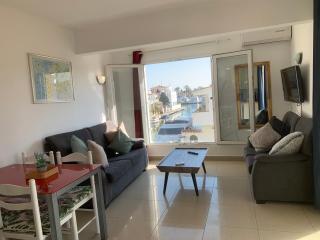 Waterside Apartment - Two Bedroom - Empuriabrava - 8