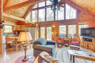 Peaceful Cabin with Hot Tub 11 Mi to Blue Ridge! - Epworth - 6