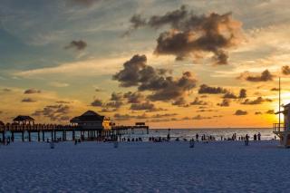 Coastal Condo Amazing Location! 50 Steps to the Beach - Clearwater Beach - 7