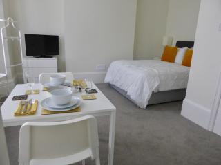 Stylish studio apartment in central Hove. - Brighton & Hove - 7