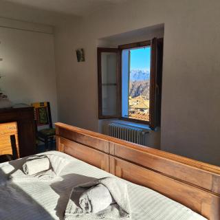 Appartamento soleggiato con vista panoramica - Via Rinaldi - Arto Centonara - 1
