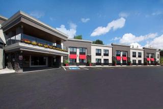 Comfort Inn - 2