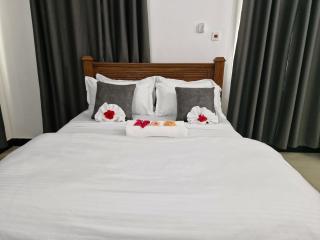 64 ZENJ HOUSE Luxury Airport B&B - Mbweni - 1