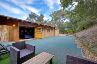 City Getaway, Hot Tub, Fire Pit, Game Room, BBQ, Hiking Trails, Vineyard Views, B-Ball - Fallbrook - 5