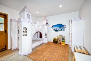 City Getaway, Hot Tub, Fire Pit, Game Room, BBQ, Hiking Trails, Vineyard Views, B-Ball - Fallbrook - 2