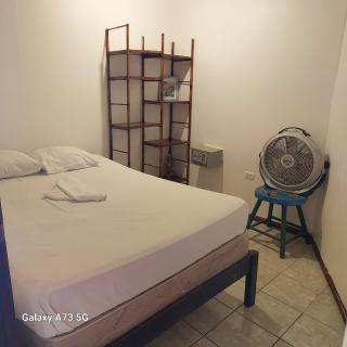 Costa Linda Art Hostel - Manuel Antonio - 5