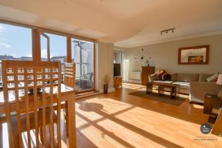 Townbridge Penthouse - 5