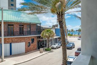 Beachfront Bloos 2 Units Ocean View Balcony Units 4 and 5 - Fort Lauderdale - 9