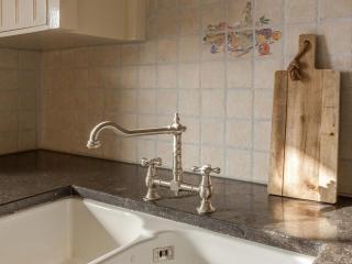 Characteristic group home in a wooded area - De Bult - 4