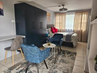 Deluxe Guest Suite at Warner Beach - Kingsburgh - 6