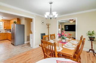 Charming Milton Home with Porch - 5 Mi to VIR! - 4