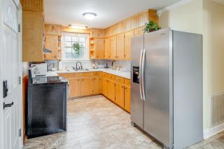 Charming Milton Home with Porch - 5 Mi to VIR! - Milton - 3