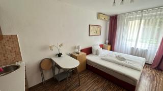 Hermina Apartmanok Westend - Budapest - 3