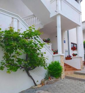 Apartments Villaarta Murter - Murter - 0
