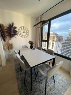 Voyager 360, FREE PRIVATE PARKING - Belgrado - 2