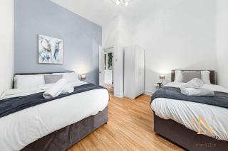 Stylish 2BR Brixton Apartment, High Speed Wi-Fi - 6