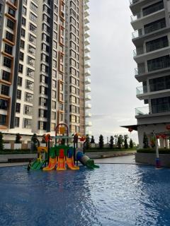 K AVENUE FAMILY ROOM B09 near airport by Gc - 5