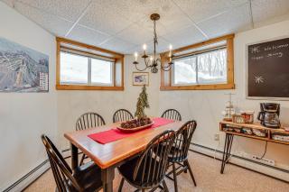 Jay Peak Resort Vacation Rental Ski-InandSki-Out! - Jay - 3