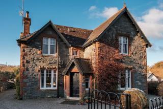 The Old School House, luxury home with hot tub. - 0
