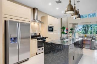 3 Bedroom- 3,5 Bathroom Magic Village 7669 Rd - Orlando - 8