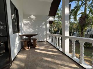 Charming Villa Suite with Balcony near Beach - Patong - 6