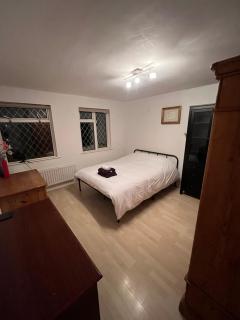 Spacious Home w/ Parking & Garden - Worthing - 7