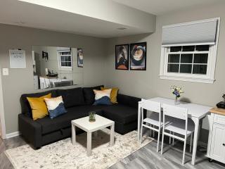 Oxon Hill Cosy Middle Unit 2 bedroom and 1bath near Gaylord - 4