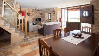 AG Casa Rústica Laxe con jardín y playa a 7km - Reparada - 7