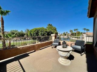 Balcony! patio! outdoor dining! pool! 4 bedrooms! - Chandler - 4