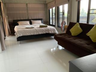 Morocco Blue cafe by Chilong River Farm Resort - Kosum Phisai - 0
