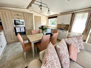 Reeds View Holiday Lodge - South Cerney - 5