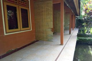 SPOT ON 93640 Dannis Homestay Near Musholla Al Istiqomah Terawangan - Lombok - 5