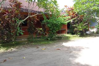 SPOT ON 93640 Dannis Homestay Near Musholla Al Istiqomah Terawangan - 2